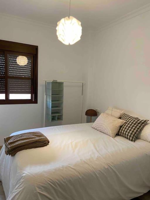 Apartamento Atico Santa Lucia Terraza Y Parking Gratuitos Alcalá de Guadaira Exterior foto