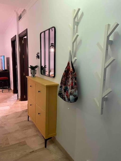 Apartamento Atico Santa Lucia Terraza Y Parking Gratuitos Alcalá de Guadaira Exterior foto