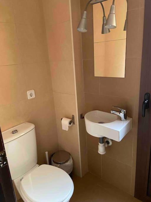 Apartamento Atico Santa Lucia Terraza Y Parking Gratuitos Alcalá de Guadaira Exterior foto