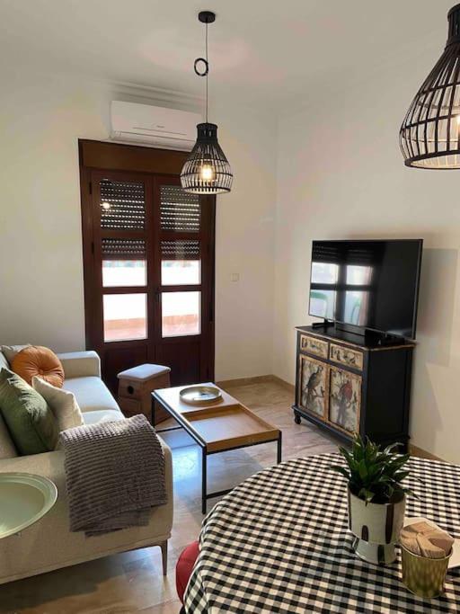 Apartamento Atico Santa Lucia Terraza Y Parking Gratuitos Alcalá de Guadaira Exterior foto